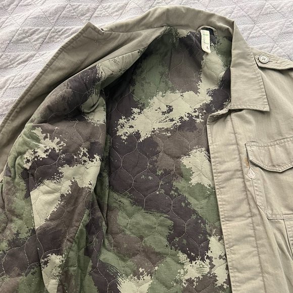 Volcom Army Jacket - Womens size M - Picture 3 of 7